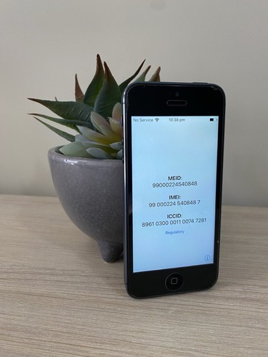 Apple iPhone 5 Black/dark Grey (parts Only)