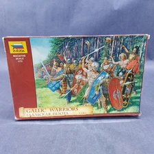 Zvezda 1/72 8012 Gaul Warriors 40 Figures New In Open Damaged Box