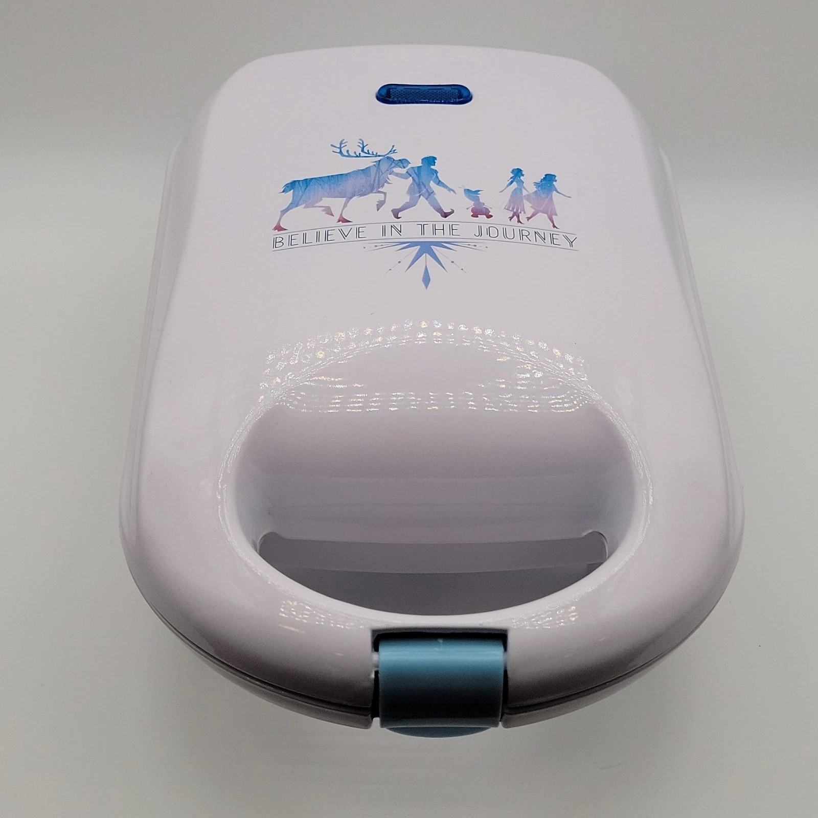 Disney Frozen Snowflake Shape Waffle Maker DFR-51 Non-Stick 500W White Electric