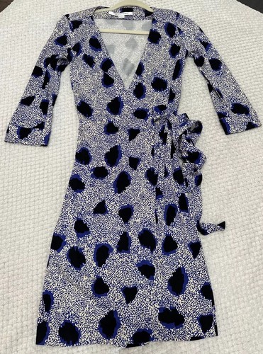 Diane Von Furstenberg Julian Silk Wrap Dress Beige Blue Black Circle 4