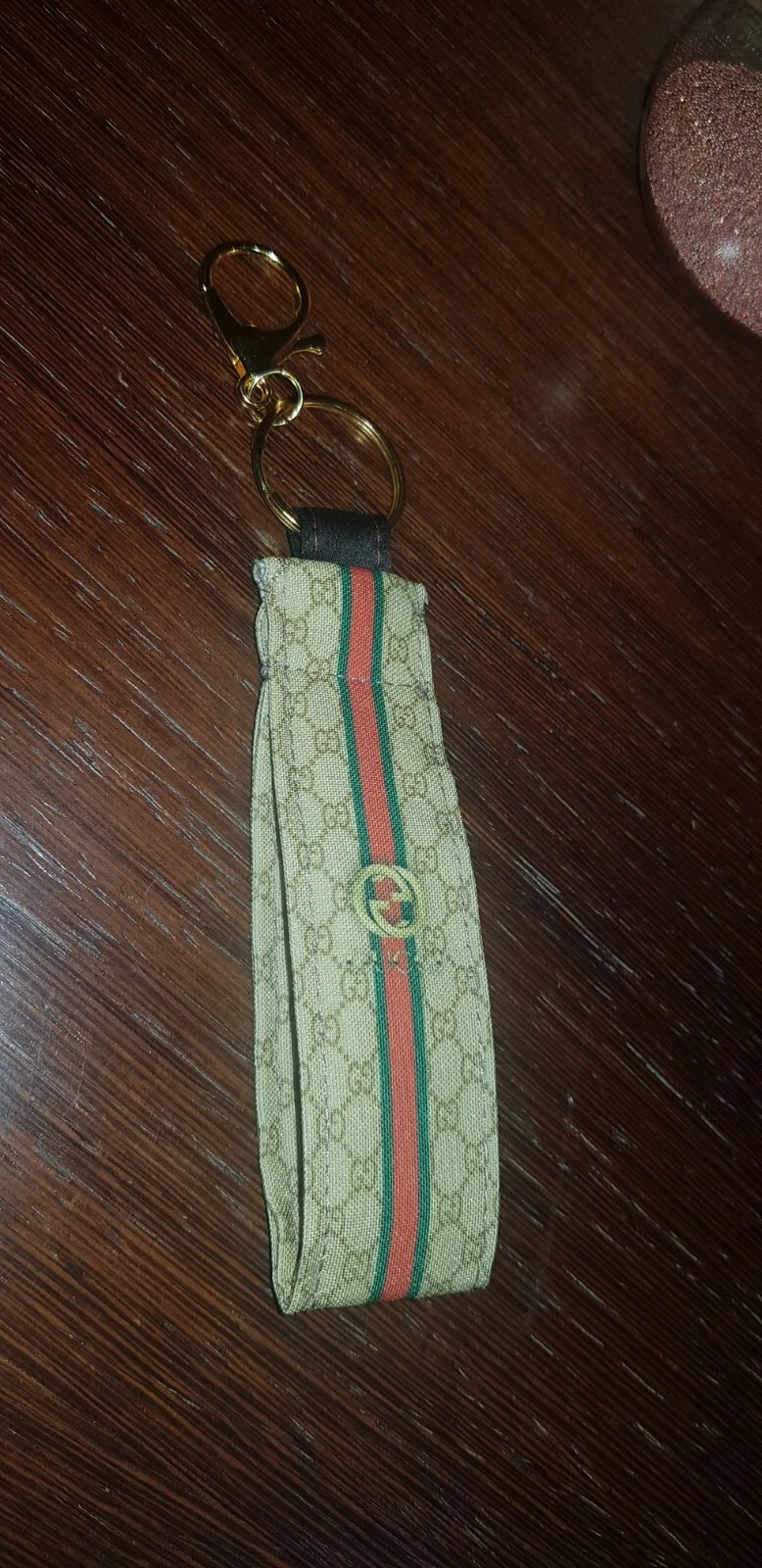 Foto 1 di 4