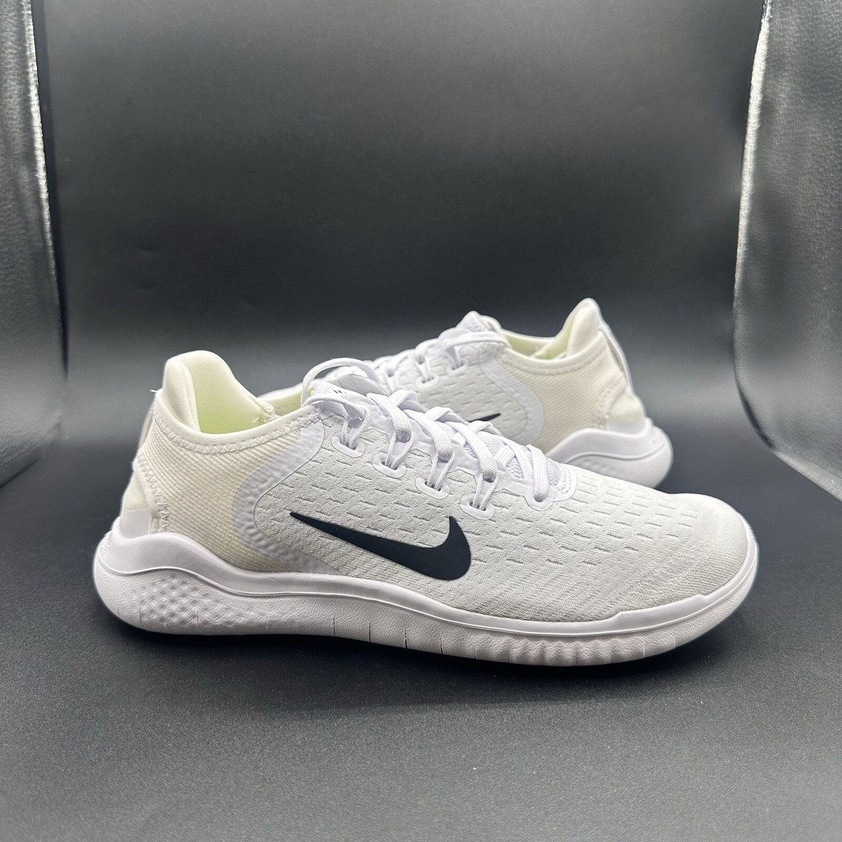 mens white nike free run