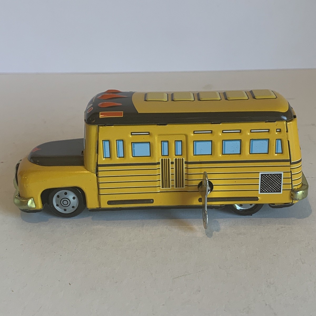 その他 Pop Up School Bus Amazon.com: The Original Toy Company Pop Up School Bus : Toys & Games