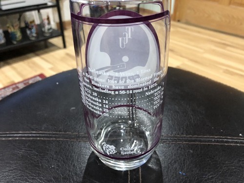 Vintage 70s Nebraska Vs TCU Horn Frogs Football Score History 6” Glass - Picture 3 of 6