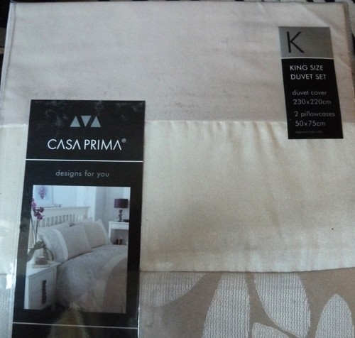 CASA PRIMA JACQUARD LEAF BEIGE KING SIZE DUVET SET - Picture 2 of 5