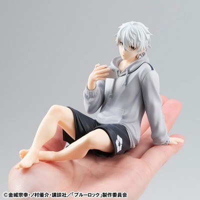 MegaHouse G.E.M Series Bluelock Palm Size Seishirou Nagi Repaint Ver Figure