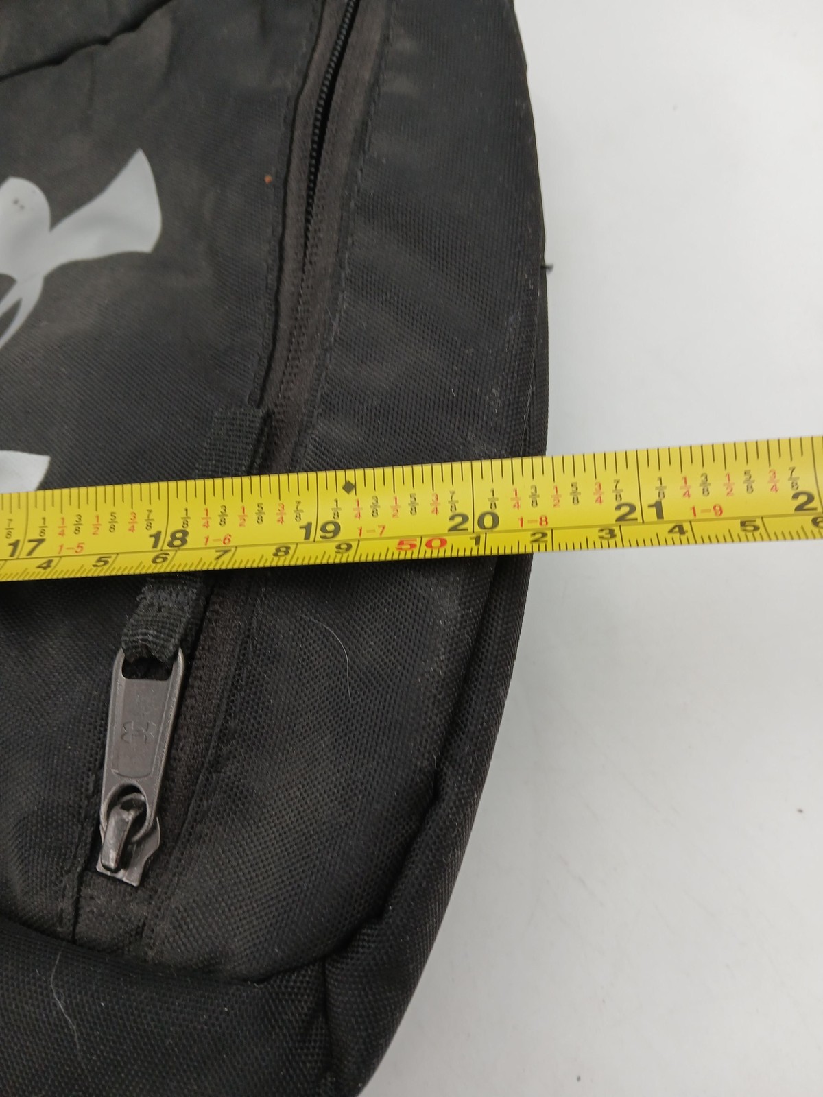 Under Armour Black 21" Backpack Soft Case Water Bottle Pocket Mens Gym Bag thumbnail 11