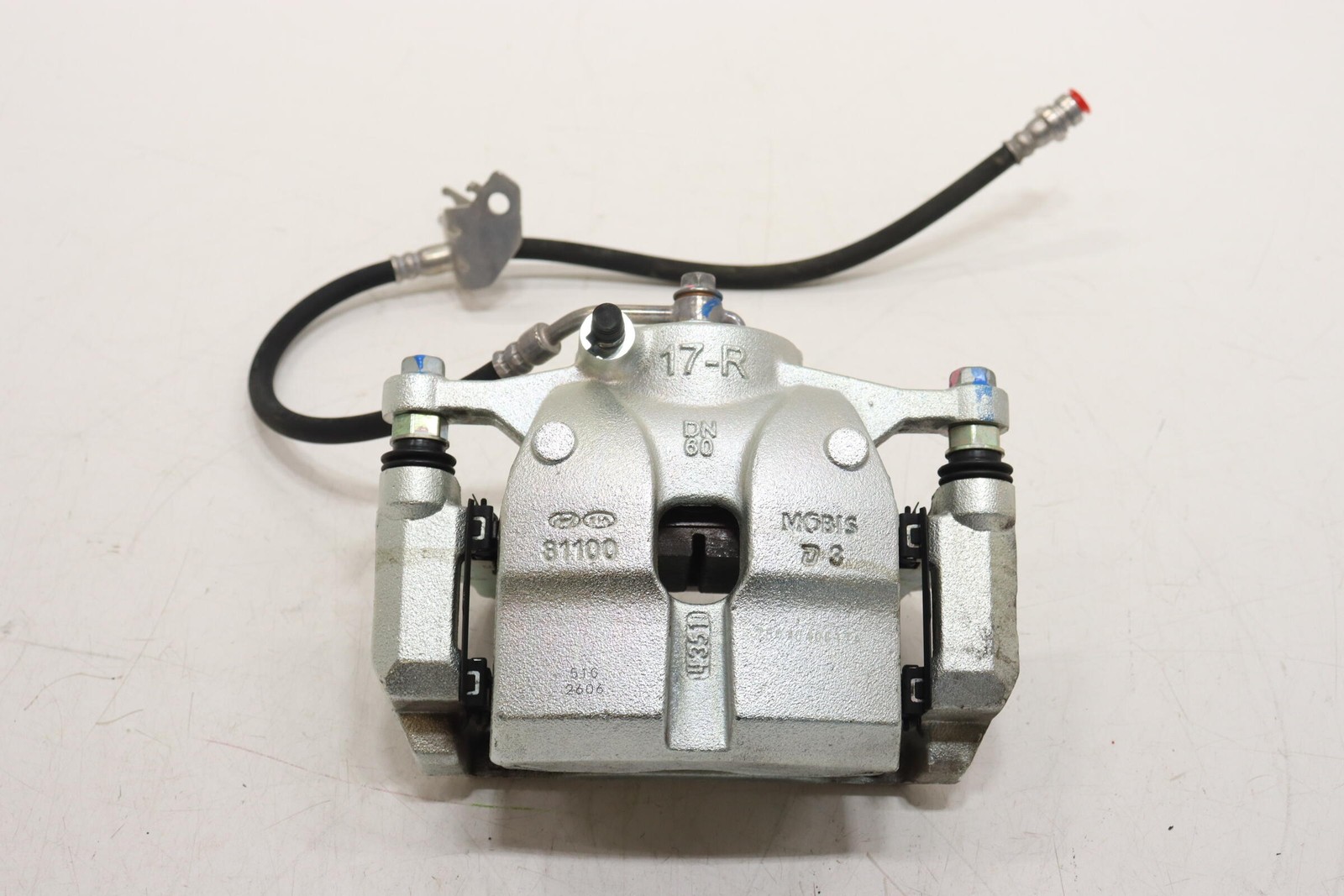 2022 - 2026 HYUNDAI TUCSON FWD FRONT RIGHT PASSENGER SIDE DISC BRAKE CALIPER OEM