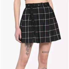 Hot Topic Black  White Plaid Pleated Mini Skirt with Grommet Belt Medium NWT