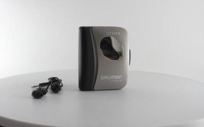 SONYカセットウォークマンWM-EX116 Sony wm-ex116 90s Walkman Portable Stereo Personal Cassette