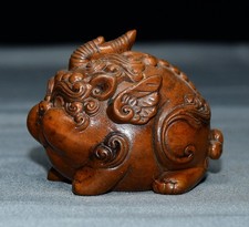 Exquisite Small Leaf Boxwood Unicorn Ornament