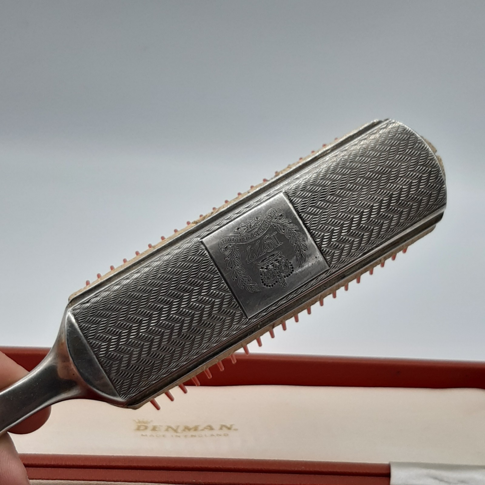 Vintage Solid Sterling Silver Denman Hair Brush 1977 Queen Silver Jubilee Boxed image 4