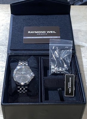 Raymond Weil Tango Quartz Gray Dial Stainless Steel Men's Watch 8160-ST-00608