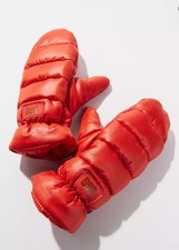 UGG women's Puff Yeah All Weather Mittens - size L/XL red  NWT