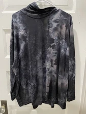 Logo Lounge Tie Dye Top, Size Medium