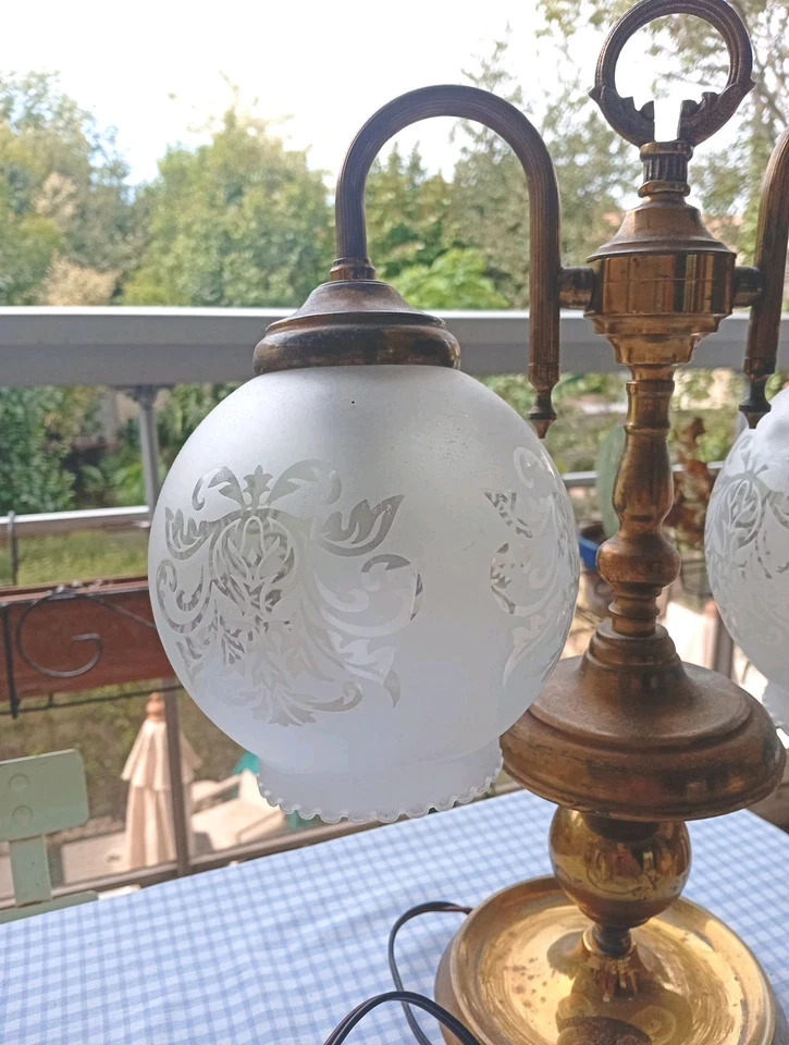 Lampe de Chevet, De Table Vintage Style Belle Époque, Années 50, Laiton Et Verre - Photo 2/4