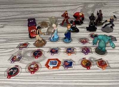 Lot of 30 Disney Infinity 1 2 3 Game Pieces Pixar Marvel Disney