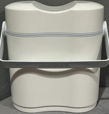 Munchkin Baby Feeding 2 Bottle Container Milk Formula Travel Work Ice Cooler