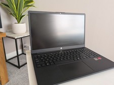 HP Laptop - 512GB SSD / 8GB RAM / Windows 11