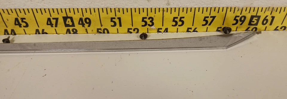 Usado OEM GM Centro Cromo Capucha Adorno Pieza 1964 Buick Wildcat (Bin35) Foto 2 de 4