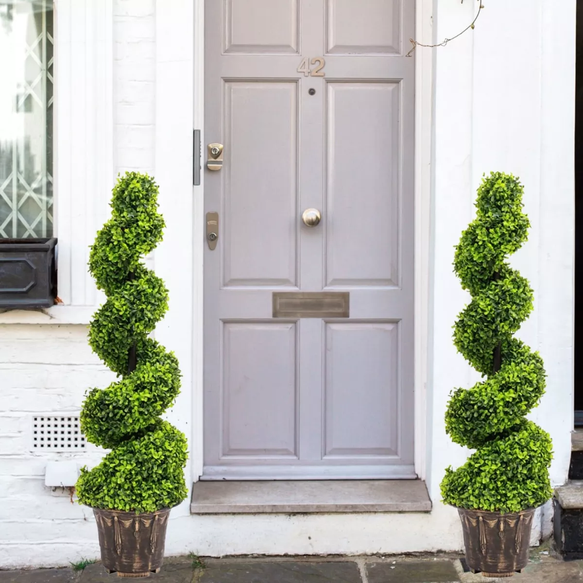 Outdoor topiary trees deals