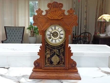BEAUTIFUL CIRCA 1920 PEERLESS CLOCK COMPANY OAK WOOD GINGERBREAD CLOCK MUST SEE!
