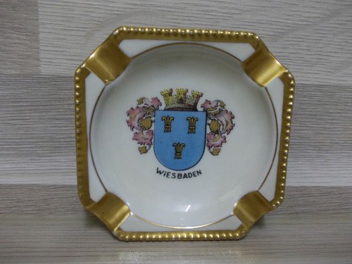 ASCHENBECHER JOSEF KUBA WIESAU. J.K Decor Carlsbad Wiesbaden Wappen - 第 1/2 張圖片