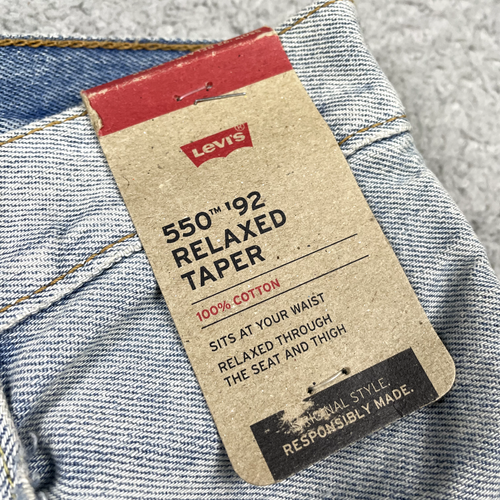 Levi's 550 92 Taper Denim Shorts Jorts Relaxed Fit Paint Splattered Mens Size 32 - Picture 6 of 14