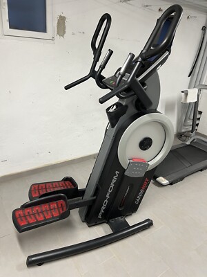 Profi ￼Crosstrainer von Cardio HIIT Trainer L6 inklusive iPad zu verkaufe ￼ ￼ ￼