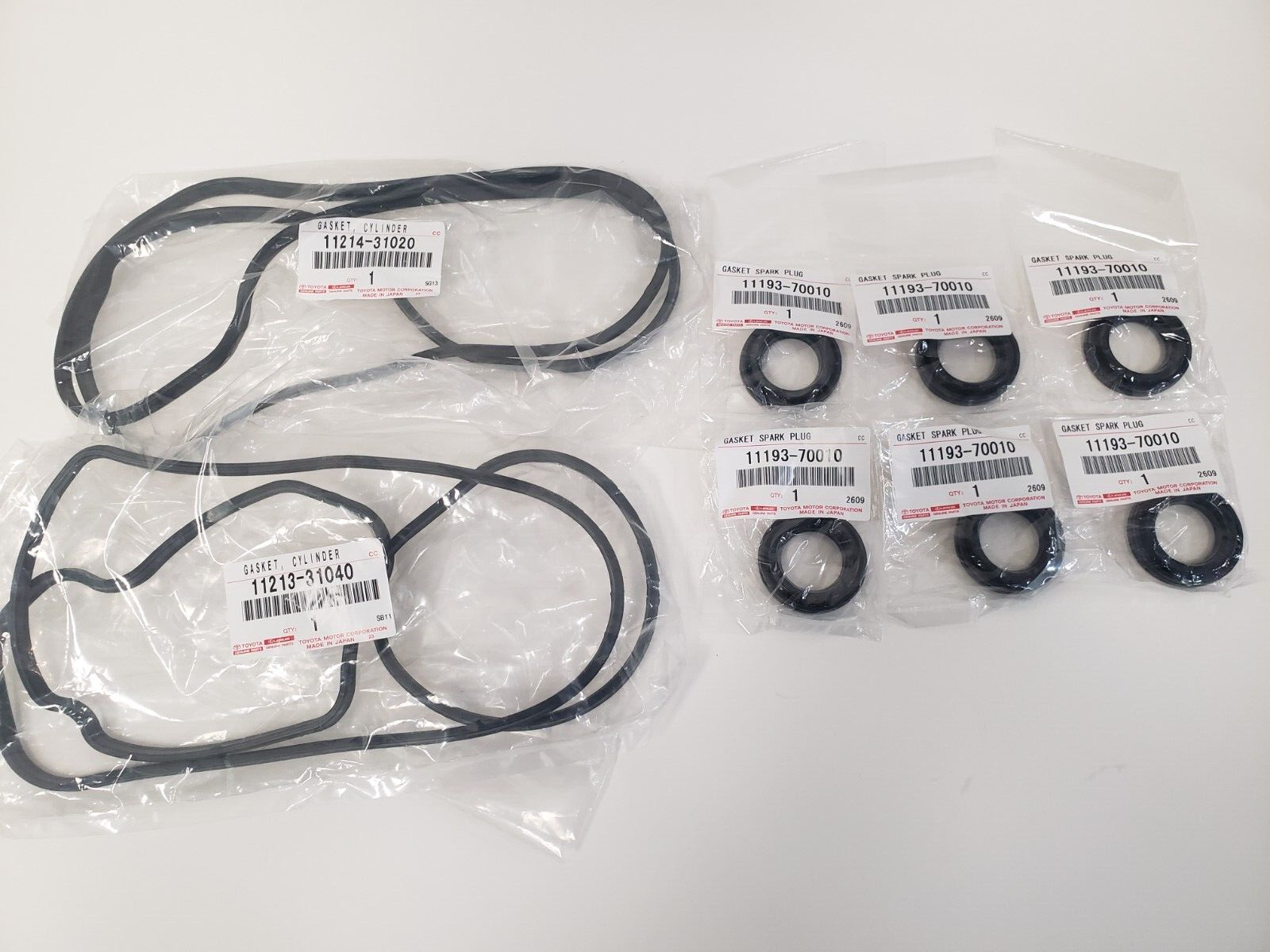 LEXUS OEM VALVE COVER GASKETS AND SPARK PLUG SEAL SET 20062013 IS250 / IS350 eBay