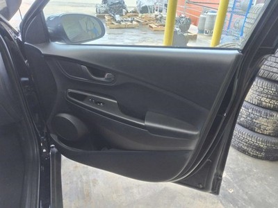 KONA      2023 Front Door Trim Panel 729870