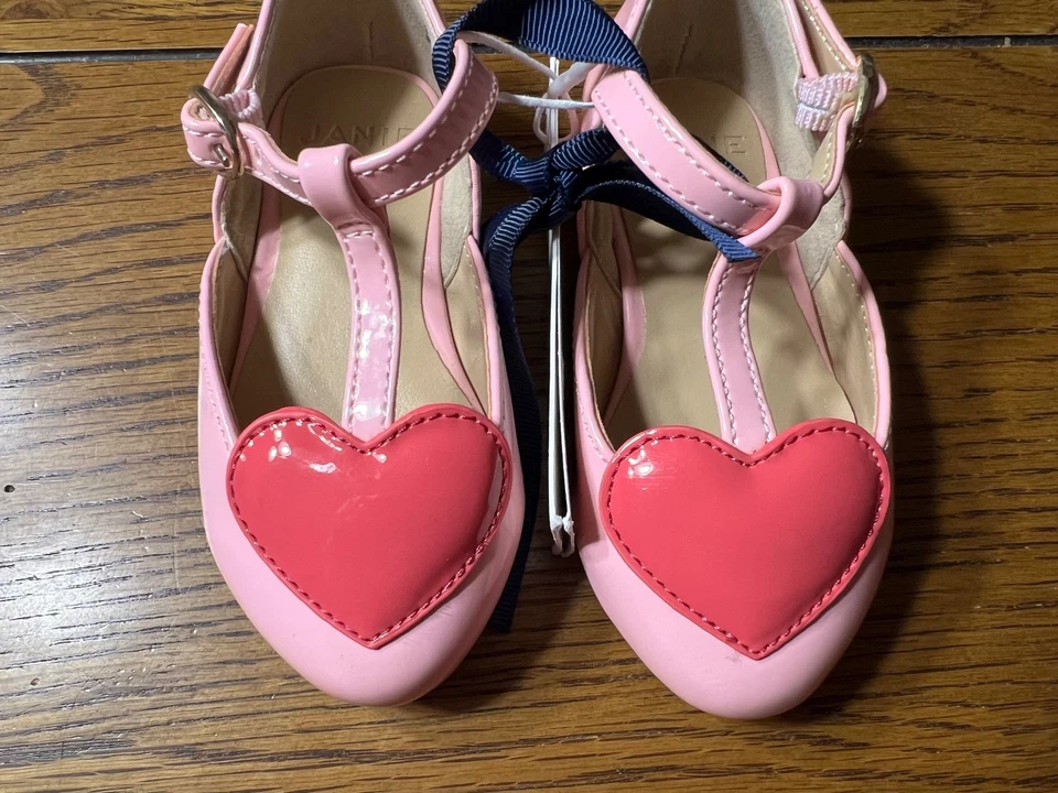 全新带标签 Janie and Jack Valentine Loves 心形芭蕾平底鞋 凉鞋 尺寸 4 学步儿童 — 第 2/4 张图片