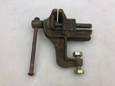 Altes Uhrmacher Goldschmied Werkzeug kleiner Schraubstock Amboss / 2