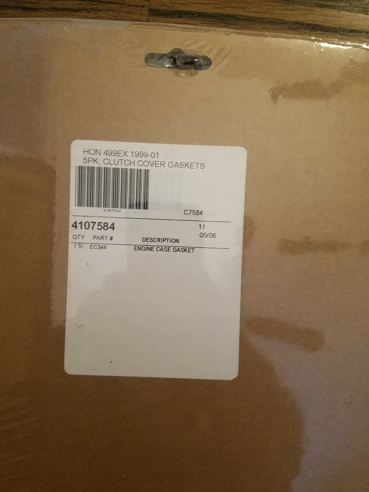 Cometic Clutch Cover Gasket 4107584 - Image 2 of 2