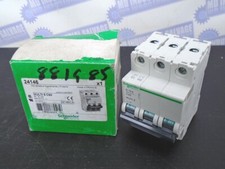 Schneider - 24146 Multi 9 C60 , 10A, 3 PL - CIRCUT BREAKER - 240/415/440 VAC