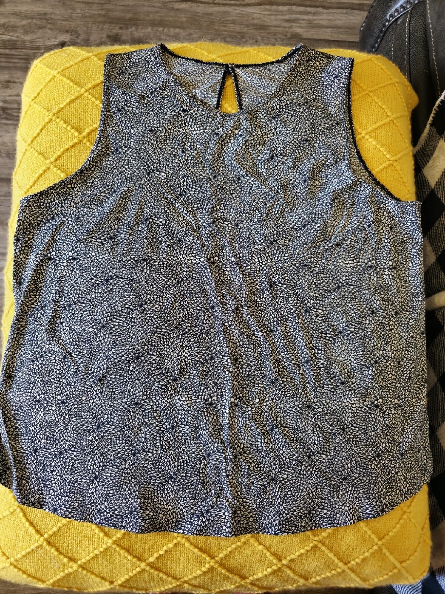 Lululemon Here To There Tank View 5