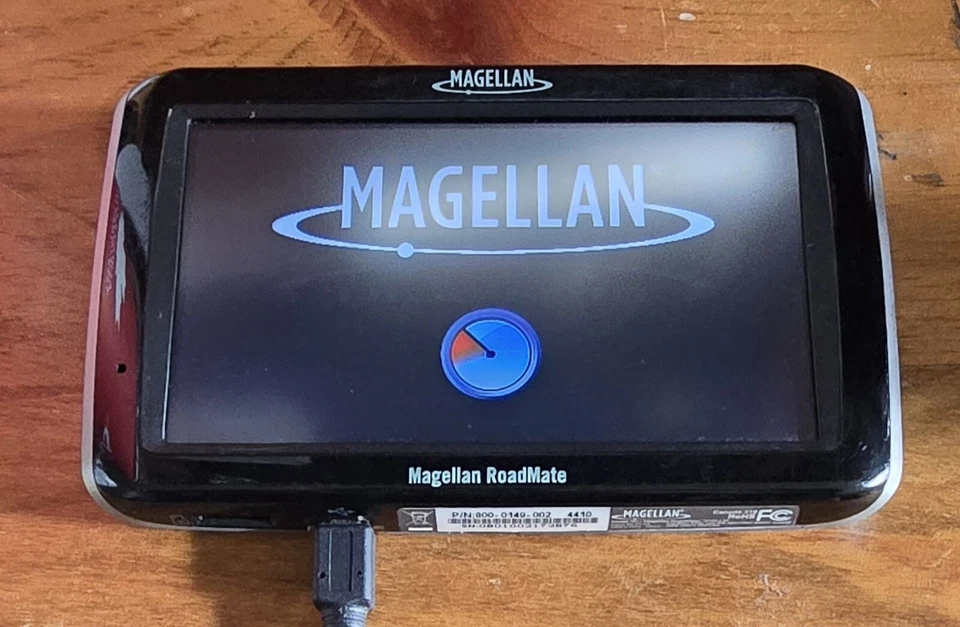 Magellan roadmate 3045-lm GPS Life Time Maps With USB - Working - Image 2 of 4