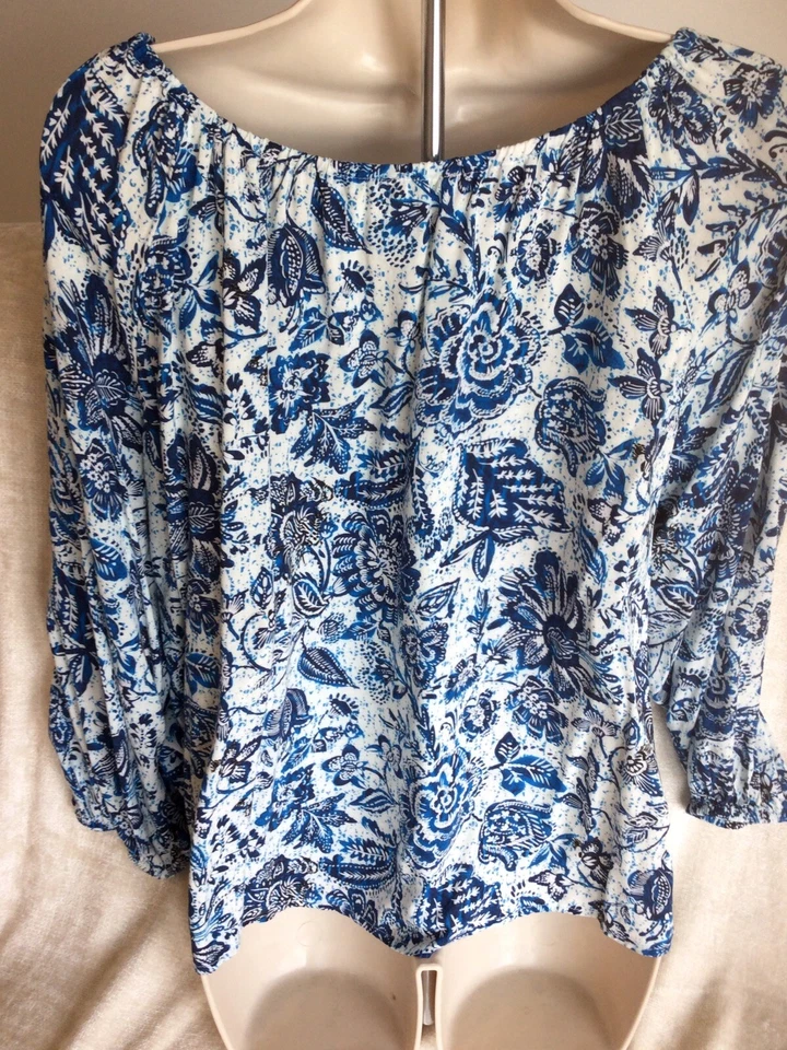 Adorable Blusa Campesina Estampada Azul Terciopelo de Graham and Spenser Odet Talla XL Foto 4 de 4