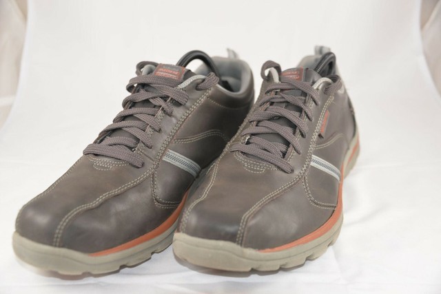 skechers levoy brown