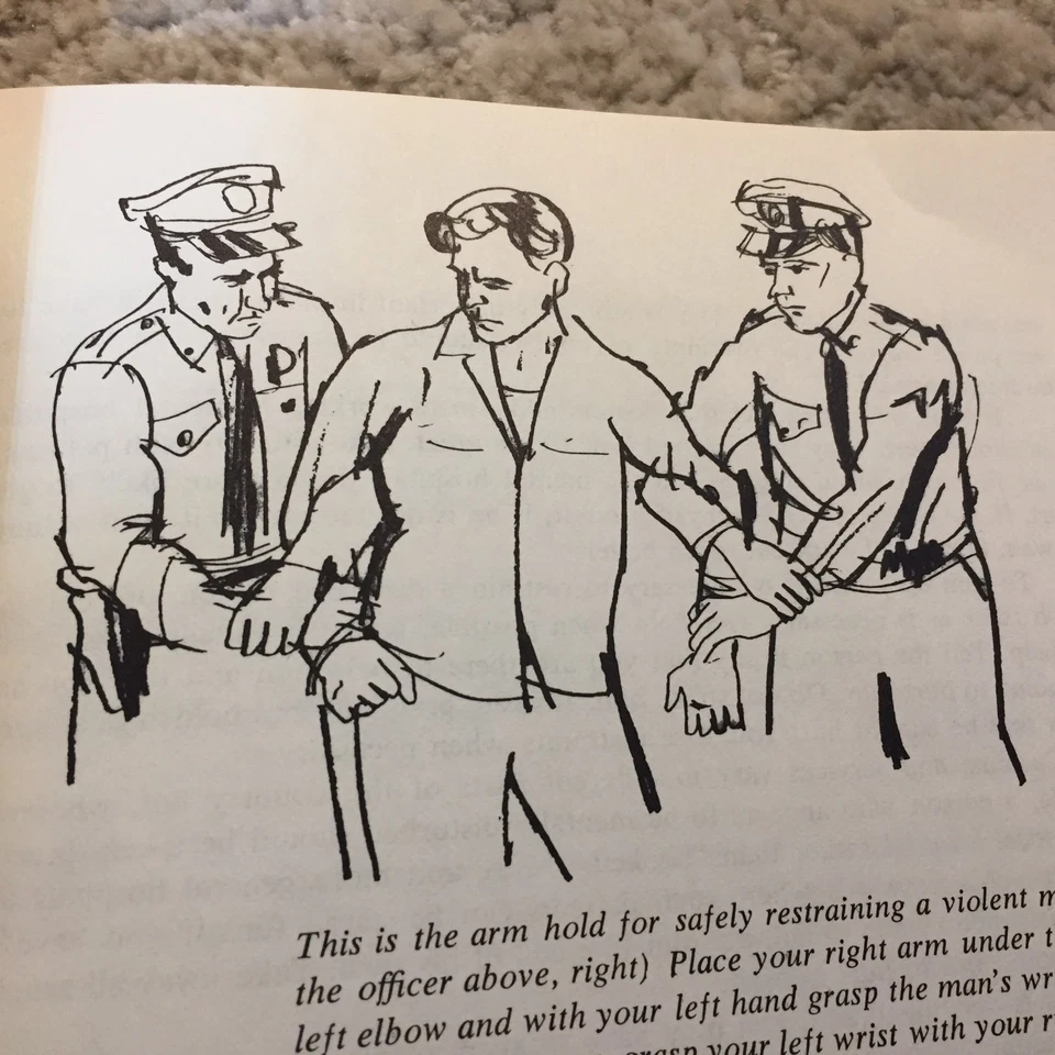 A Manual For The Police Officer How To Recognize And Handle Abnormal People 1967 Foto 2 de 4