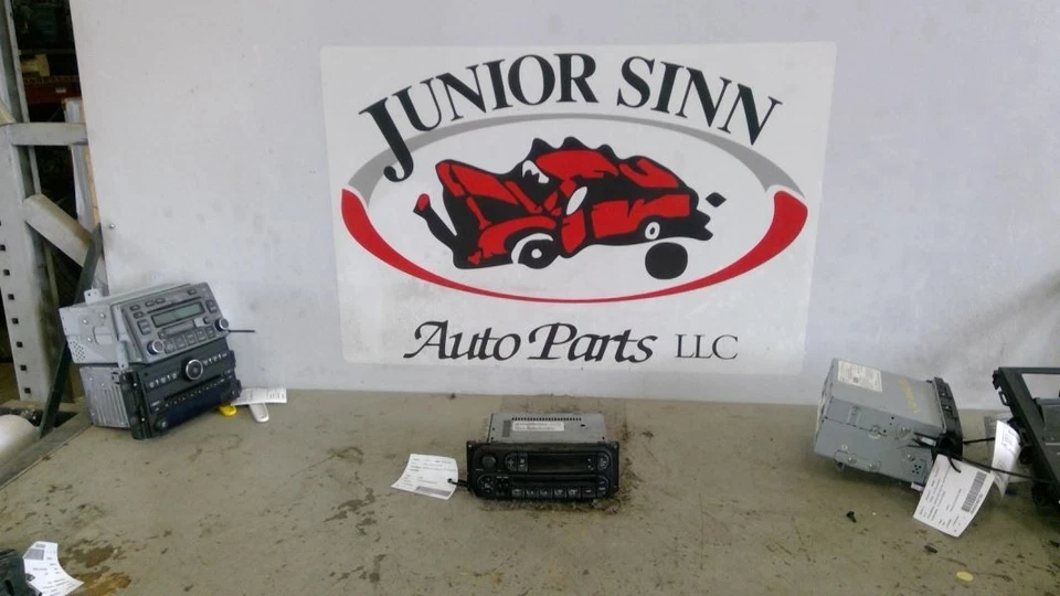 Equipo de audio Radio Am-fm-integral 6 cambiador de CD compatible con 05-06 08-10 VIPER 606937 Foto 4 de 4