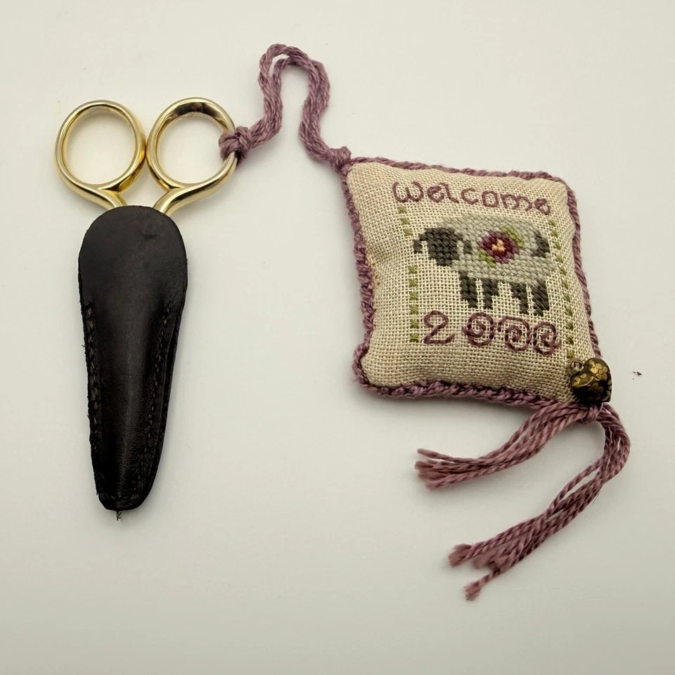 Gingher “Shepherd’s Bush 2000” Limited Edition Gold Embroidery Scissors Set - Image 2 of 4