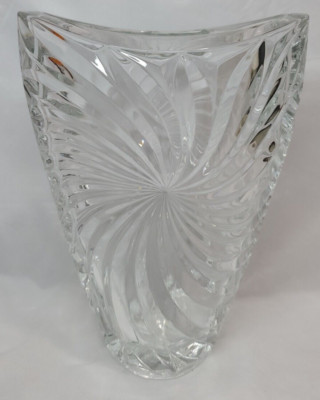 Crystal Vase Studio Nova Approx 10'' Tall Heavy Excellent Condition Beautiful