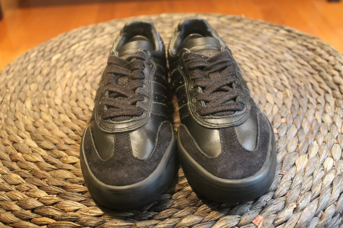 Adidas hotsell busenitz kids
