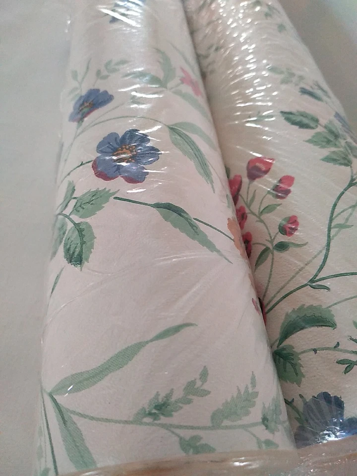 Graham & Brown Floral Textured Wallpaper Pre Pasted Pattern # 62640 Set of 2 - Image 2 of 4