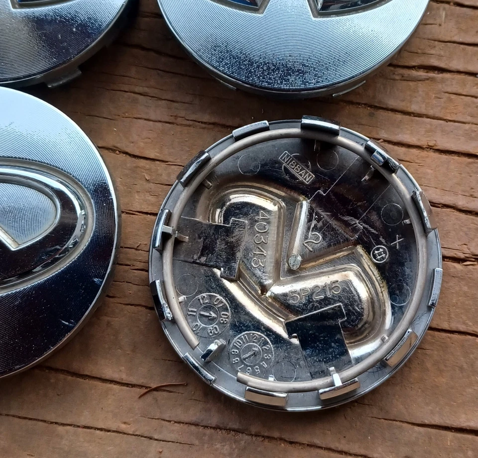 Infiniti Q45 I30 G20 G35 M45 Juego de 4 tapas centrales, 1999-2013 pieza 40343 5P215 Foto 3 de 3