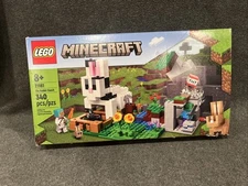 LEGO Minecraft: The Rabbit Ranch (21181)