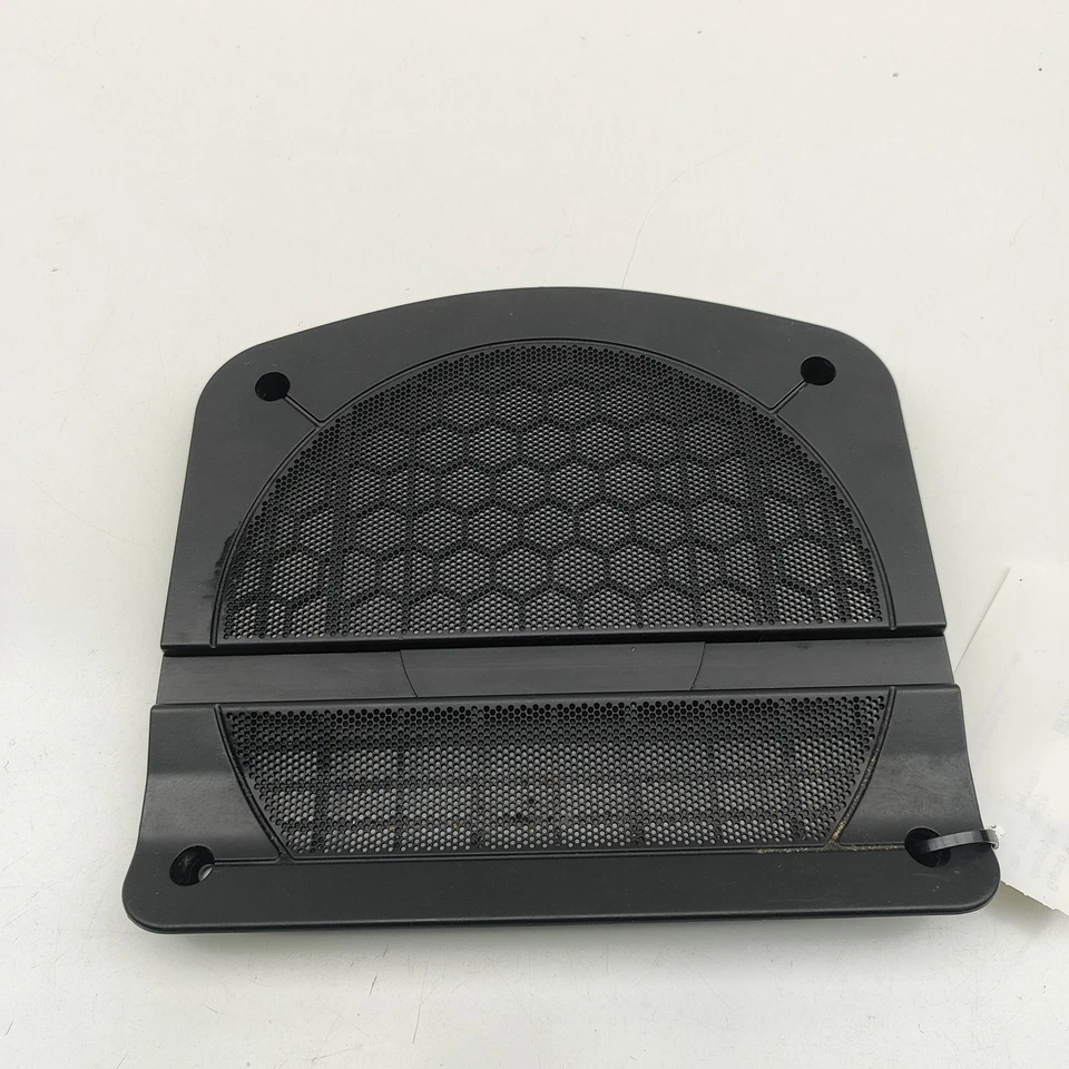 BMW 5 Touring F11 Central Woofer Trim 9300812 3.0 Diesel 190kw 2015 31668526 - Image 3 of 4