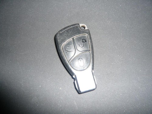 Mercedes-Benz W211 Smart Key Used, battery included WW2 - Picture 4 of 4