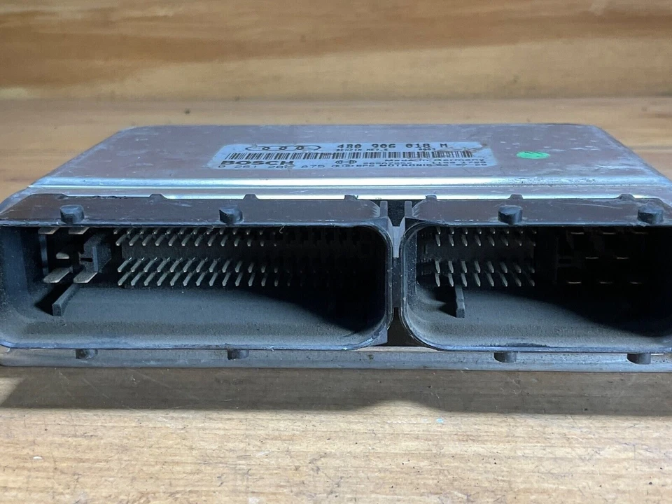 Módulo informático motor Audi A4 2001 ECU ECM 4B0 906 018 M Foto 3 de 4